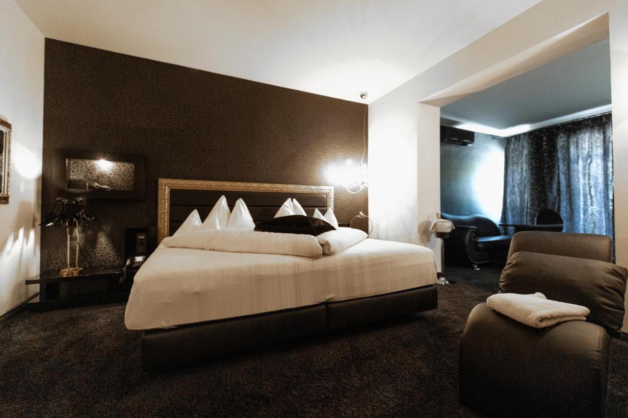 Maiers Kuschelhotel Loipersdorf Deluxe - Adults Only Fürstenfeld エクステリア 写真
