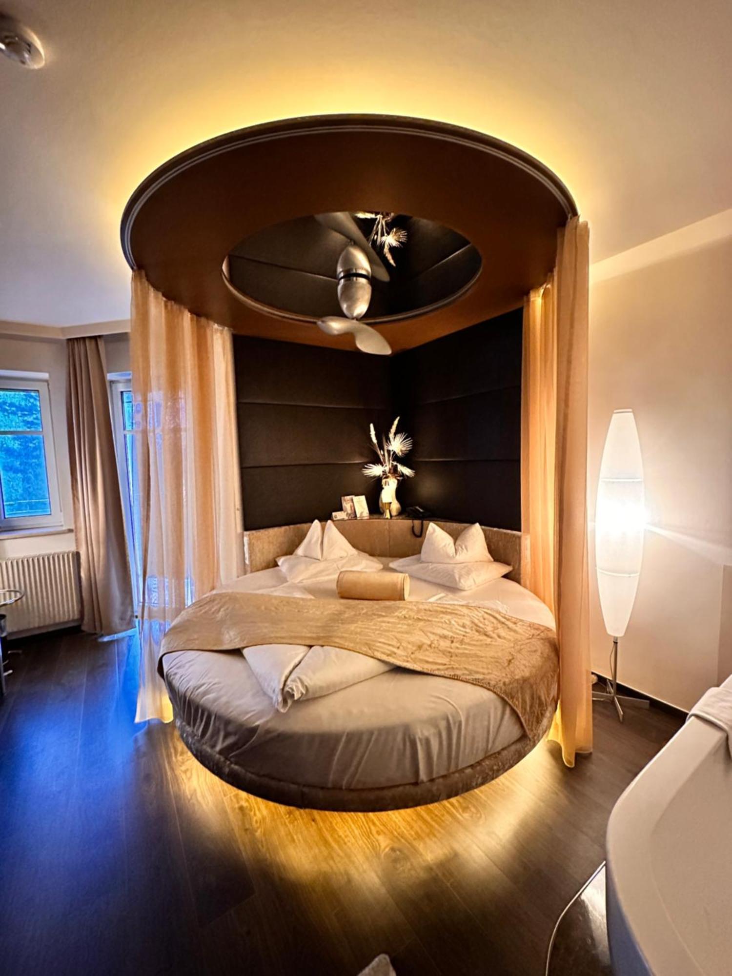 Maiers Kuschelhotel Loipersdorf Deluxe - Adults Only Fürstenfeld エクステリア 写真