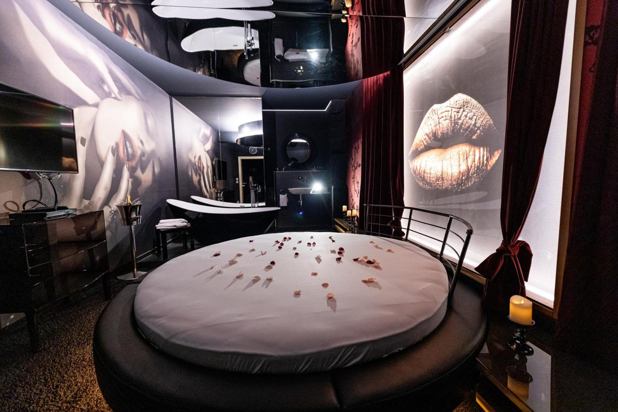 Maiers Kuschelhotel Loipersdorf Deluxe - Adults Only Fürstenfeld エクステリア 写真